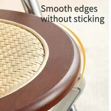 Une chaise de dossier pliable en acier inoxydable et rotin, simple et de luxe léger pour petit appartement. Tabouret de salle à manger pratique