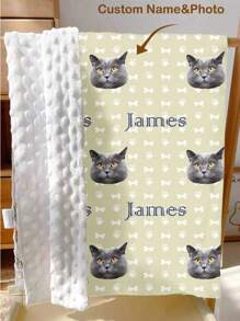 1pc Personalized Cat/Dog Blanket, Double-Layer Plush Cover Blanket With Custom Name And Photo, Soft Name Blanket, Paw Print, Bone Design, Double-Layer Pet Blanket, Memorial Gift, Personalized Pet Gift, Christmas Gift Blanket, New Year Gift, Best Friend Blanket