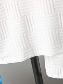 Boys Outfit - Boys Summer Casual Wear, White T-Shirt With Letter And Geometric Pattern, Paired With Shorts, Comfortable, Stretchy White Boys Sweatshirt For Summer