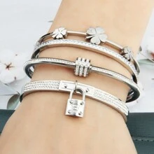 3pcs/Set Women's Jewelry Gift Set Featuring Inlaid Diamond Four-Leaf Clover Design Small Padlock & Screw Pendant Stainless Steel Bracelet