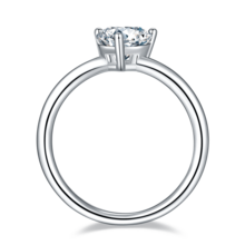 1 件 925 纯银 1 克拉莫桑石心形女士订婚戒指，适合作为情人节礼物