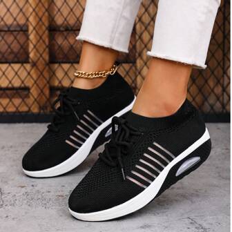 Zapatillas de cuña de malla transpirable con remiendo de encaje para mujer, casual, sencilla, ligera, cómoda y de moda, adecuada para rendimiento al aire libre