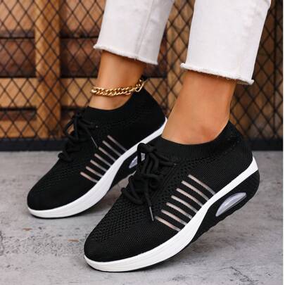 Zapatillas de cuña de malla transpirable con remiendo de encaje para mujer, casual, sencilla, ligera, cómoda y de moda, adecuada para rendimiento al aire libre