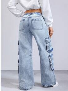 Damskie luźne jeansy cargo z kieszeniami 079