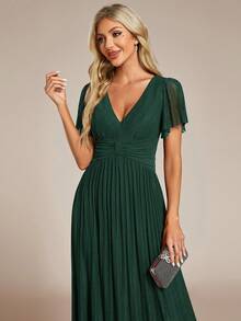 Elegant Solid Color Deep V-Neck Ruffle Hem Sexy Long Evening Dress, Suitable For Wedding Guests, Parties, And Formal Occasions - Dark Green - View 5