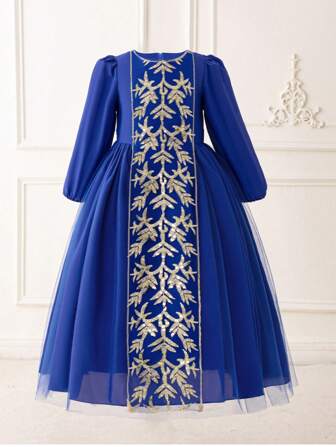 年轻女孩长袖蓝色弹力公主裙，带刺绣装饰，适合家庭聚会的优雅服装，图案方向随意