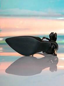 Tacones de aguja de punta fina con decoración de lazo para mujer, elegantes tacones altos de tira de tobillo de piel sintética negra, adecuados para exterior, graduación de verano, boda, fiesta, vacaciones, año nuevo de otoño