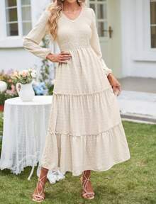 Women's Autumn Long Sleeved Mid Length Dress, With A Cinched Upper Body And A Pocket Style Princess Style Puffy Skirt Included - Apricot - View 3