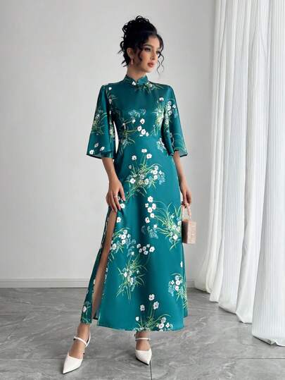 Spring & Autumn New Women's Improved Cheongsam With Wide Flare Sleeves, Loose Sleeves, Half Sleeve, Green Ditsy Floral, Long Slit Maxi Cheongsam Dress, Middle Eastern & Arabic Ladies Dress, Festival Gown Summer Vacation