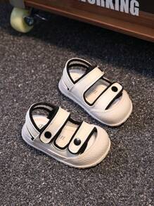 1 Pair Children's Closed Toe Sandals With PU Upper And Anti-Slip Thick Sole