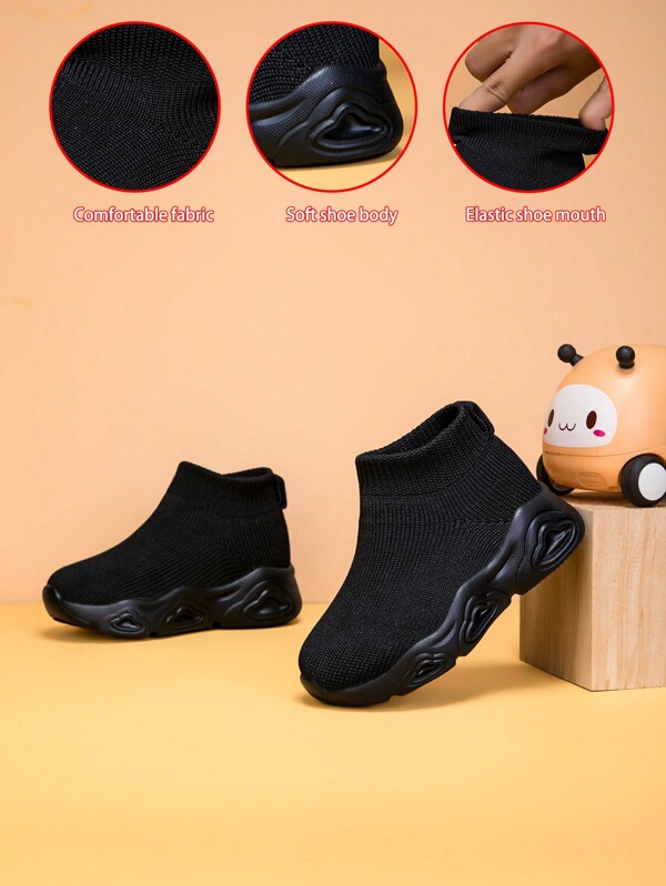 New Kids Casual Soft Bottom Breathable Mesh Slip-On Outdoor Sport Shoes, Simple Design, All Season, Lightweight, Anti-Slip