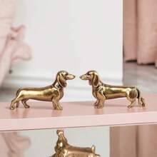 1pc Golden Dachshund Dog Statue, 3D Metal Dog Statue, Home Kitchen Decoration, Party Favors, No Power Required, Brass, Collectible Craft, Table Decoration Birthday Gifts Graduation