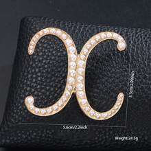 26pcs Pearl Letter Brooch Pins, Vintage Clothing Decorative Accessories, Anti-Slip Fastener Accessory