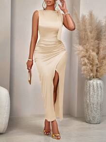 AIJ Amarilo 女士秋冬纯色优雅丝绒不对称领口无袖高开衩连衣裙，适合派对穿着 - 杏色 - 查看 5