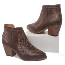 Women's Black Brown Dark Grey White Embroidered Western Ankle Cowgirl Boots – Pull-On Block Heel [Size Up Half Size] - 棕色PU - 查看 6