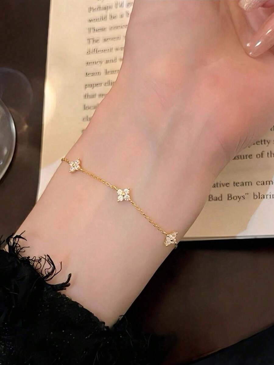 1 件 S925 银串饰四叶草手链，适合女性，节日惊喜，订婚礼物，袋装包装 - 查看 1