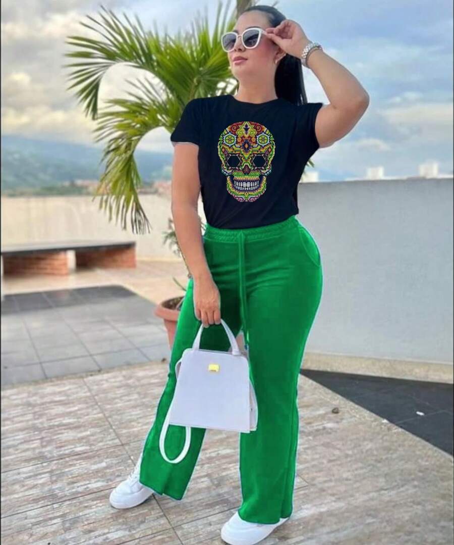 Black T-Shirt And Flared Pants Set For Women With SKULL COLORED DOTS Design