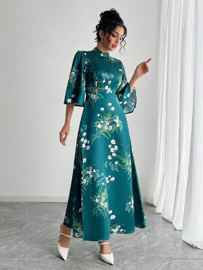 Spring & Autumn New Women's Improved Cheongsam With Wide Flare Sleeves, Loose Sleeves, Half Sleeve, Green Ditsy Floral, Long Slit Maxi Cheongsam Dress, Middle Eastern & Arabic Ladies Dress, Festival Gown Summer Vacation