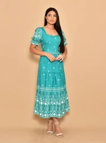 Helena Crepe Printed Midi Dress With Short Sleeves - Dark Green - View 2
