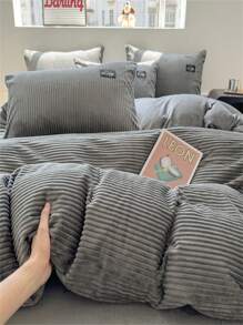 1pc Plush Thick Down Comforter Cover Set, Solid Color Patchwork Gray Warm Bedding Suit For Autumn/Winter - Soft, Fluffy, Skin-Friendly Down Duvet Cover, Suitable For Bedroom And Guest Room - Silver Gray - View 5