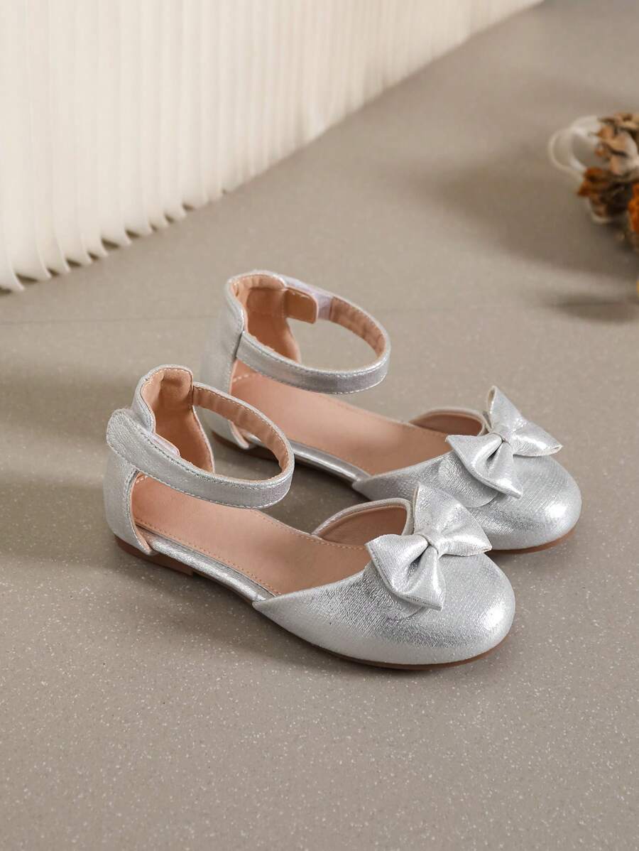 1 Pair Beautiful Girls Flat Spring Summer Outdoor Casual Shoes - Silver - View 1