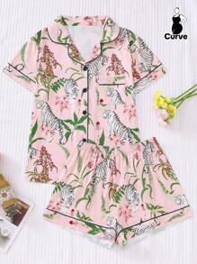 2 قطعة بيجامة للنساء ذوات الحجم الكبير مزينة بنقوش الأزهار والنمور، قميص بأكمام قصيرة وياقة وأزرار، وشورت خصر مطاطي، مناسبة لأصحاب الوزن الزائد، صالحة للحفلات العطلات، ارتداء داخل وخارج المنزل بالراحة - وردي - مشاهدة 1