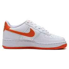 Nike Giày thể thao dành cho thanh thiếu niên, giày thường ngày cổ thấp AIR FORCE 1 BG. - màu trắng/màu cam bắt mắt - Xem 2