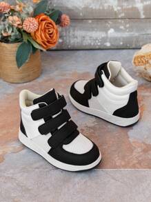1 Pair Spring Style Black & White Fashion Kids Sports Casual Sneakers