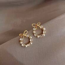 2 Pairs Diamond, Pearl & Bow Decorated Unique Circle Earrings, Suitable For Women Day-To-Day Wear