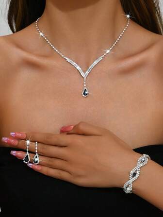 1 par örhängen + 1 halsband + 1 armband Elegant smyckesset Silverpläterad Inläggning av glänsande strass Välj en färg U föredrar