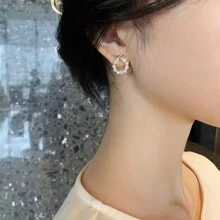 2 Pairs Diamond, Pearl & Bow Decorated Unique Circle Earrings, Suitable For Women Day-To-Day Wear