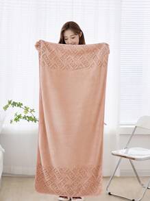 1 条涤纶浴巾，颜色多样，热压 LOVE 字母图案，大号矩形 80*160 厘米或小号面巾/手巾 34*75 厘米，吸水快且柔软，适用于浴室、厨房、旅行、礼品、健身房、海滩、酒店、沙龙，男女通用，四季皆宜 - 彩色 - 查看 10