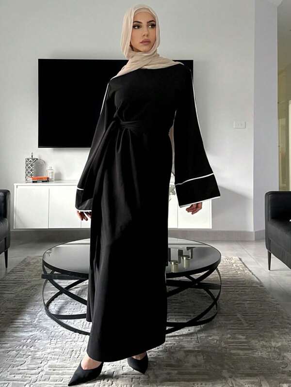 2025 Spring Fashion Solid Color Plain Modest Dresses Islamic Clothing Flared Sleeves Crepe Abaya Women Muslim Dress Closed Abaya Robes