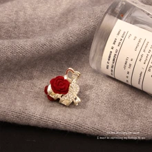 2pcs Valentine's Day Limited Edition Exquisite Romantic Rhinestone Rose Grab Clip Super Fairy Hair Claw Hairpin Clip Premium Mini Hair Grab Valentines Hair Clips Hair Jaw Clip Hair Clamps Hair Clutch Hair Catcher Clip