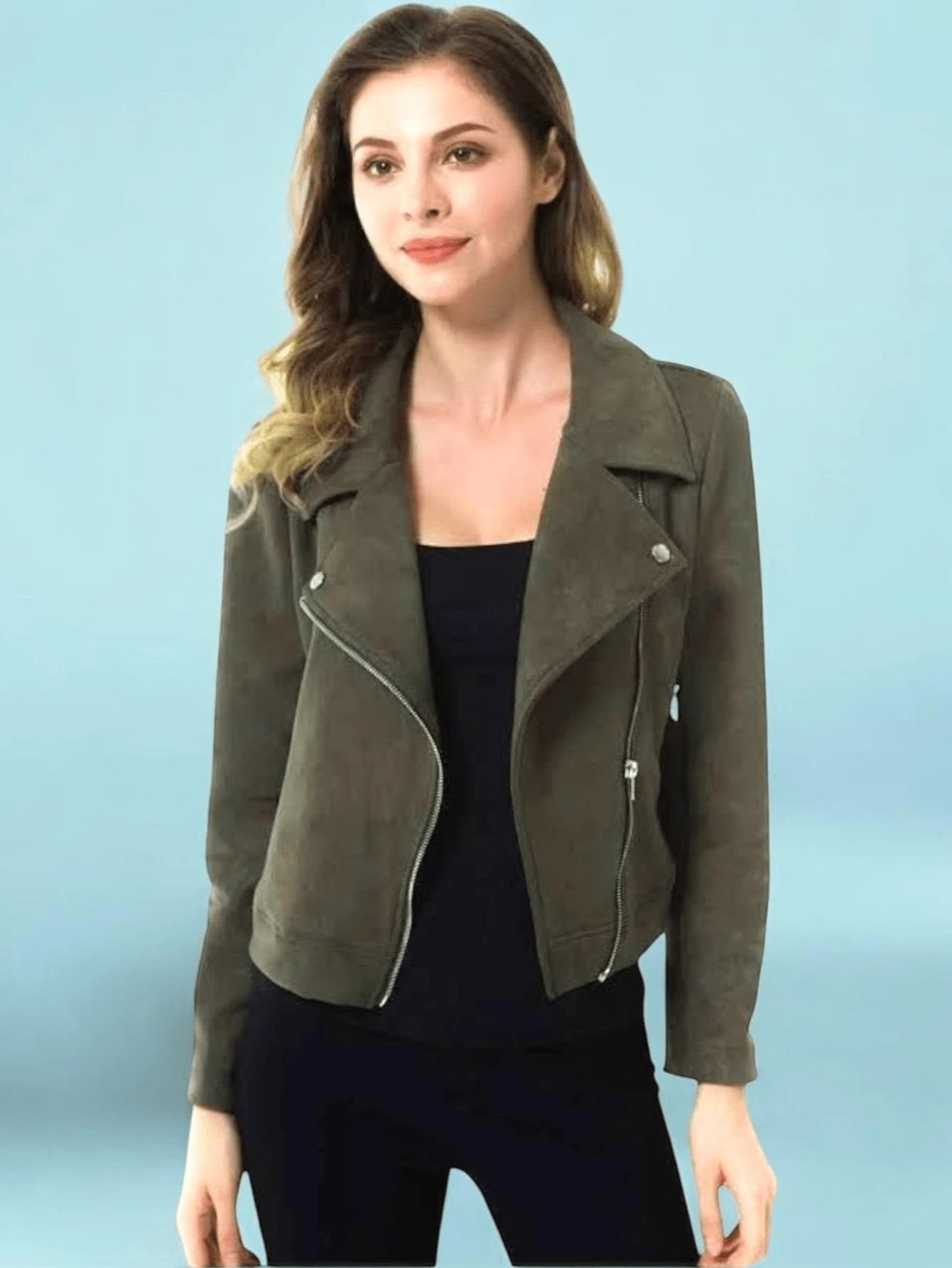 Short Jacket For Women With Shirt Collar Closure, Pockets And Belt.