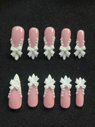 10 sztuk ręcznie robionej zbroi, nakładane paznokcie, akcesoria do paznokci, nakładane paznokcie, niezbędne na plażę, 33 mm kształt migdała, ozdoba do paznokci z motywem różu, ozdoba do paznokci inkrustowana białą, trójwymiarową kokardą, prosta i uniwersalna, odpowiednia do codziennego wypoczynku i rozrywki, noszona na randce, ozdoba do paznokci jest wygodna w noszeniu i można ją nosić wielokrotnie.