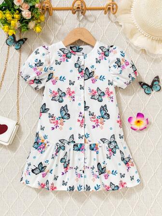 年轻女孩可爱蝴蝶印花短袖公主裙 - 非常适合户外春夏季活动。甜美的蝴蝶印花、荷叶边袖子和舒适的版型使这款连衣裙活泼而梦幻，适合春夏季外出、公园散步或家庭活动。适合 4-7 岁的女孩。
