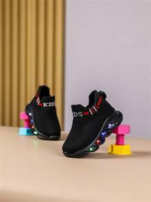 男童黑色布面运动鞋，柔软有弹性，轻便透气，防滑，软底闪光儿童休闲运动鞋，一脚蹬，适合所有季节 - 黑色 - 查看 6