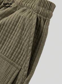 2 Pieces Men's Solid Color Minimalist Short-Sleeved Shirt And Elastic-Waist Shorts Combo Set, Suitable For Daily Wear And Vacation - Army Green - View 5