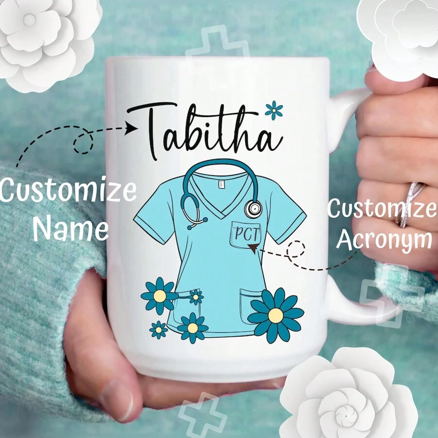 Valentinstag Geschenk, Muttertags Geschenk, Vatertags Geschenk, Personalisierte Tasse für Gesundheitsdienstleister, Personalisierte Krankenschwester Tasse mit Namen, Süße Gänseblümchen Tasse, Geschenk für Krankenschwester, Pflegestudent, Krankenschwester Abschluss Leicht zu reinigen, Exquisit, Hochwertige Personalisierte, Einzigartige Ideale Geschenke für Sie, Ihn, Freund, Freundin, Vater, Mutter, Familie, Freunde, Schüler, Arbeiter, Schule, Zuhause, Büro, Multifunktional, Dekorativ, Wiederverwendbar, Exquisit, Stilvolle, Hochwertige, Farbige, Moderne, Personalisierte, Einzigartige, Ideale Geschenke für Ihn, Ideale Geschenke für Sie, Freund, Vater, Freundin, Mutter, Familie, Freunde, Teeraum, Zuhause, Garten, Büro, Für Jahrestage, Für Valentinstag, Für Muttertag, Für Geburtstage, Für Vatertag, Für Abschluss, Für Hochzeiten, Für Einweihung, Personalisierte Tassen, Zuhause Auffrischen, Weihnachtsdekoration, Herbst Zuhause Auffrischen