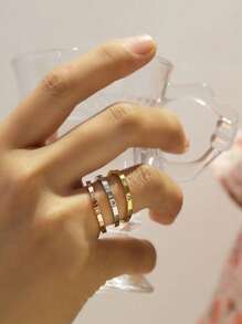 1 pieza Anillo con forma de corazón de acero inoxidable en color oro rosa/plateado con 3 piedras cúbicas de circonia, regalo de joyería para parejas/bodas