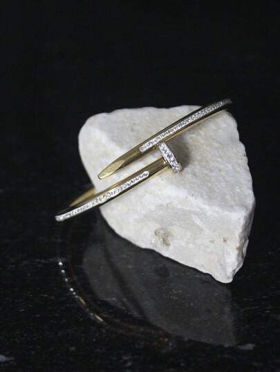 Pulseira De Prego Dourada Com Zircônia