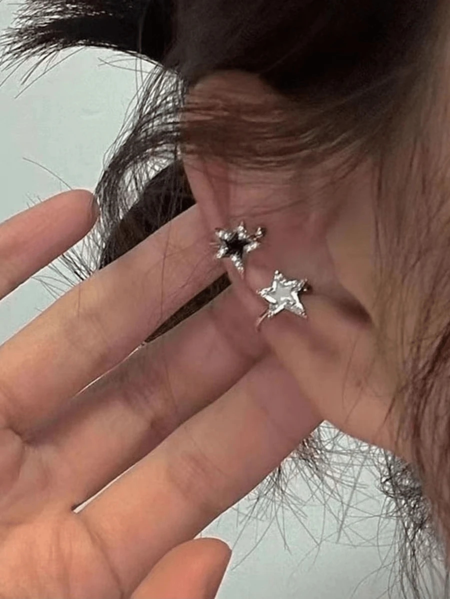 1 Pair Black & White Star Clip-On Earrings, Pentagram Ear Cuff Fashionable High-End Versatile Earrings For Women With No Piercing, Unique Personalized Earrings