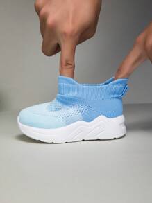 Nuevos zapatos deportivos casuales de malla transpirable para niños, diseño de ajuste con un solo toque, suela suave y cómoda, para todo el año