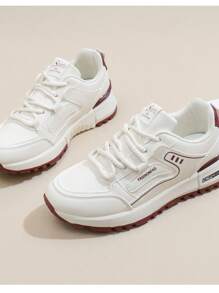 Nuove sneaker bianche stile coreano 2025, scarpe casual da donna a piattaforma bassa con suola spessa, traspiranti