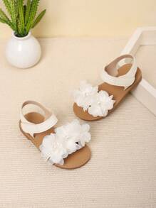 1 双可爱花朵女童凉鞋，适合春夏季