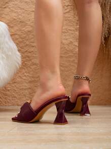 Summer New Fashion Sandals, Wine Red Square Toe Spiral Heels With Gold Ring Buckle, Anti-Slip Wear-Outside Commuting Low Heel Shoes