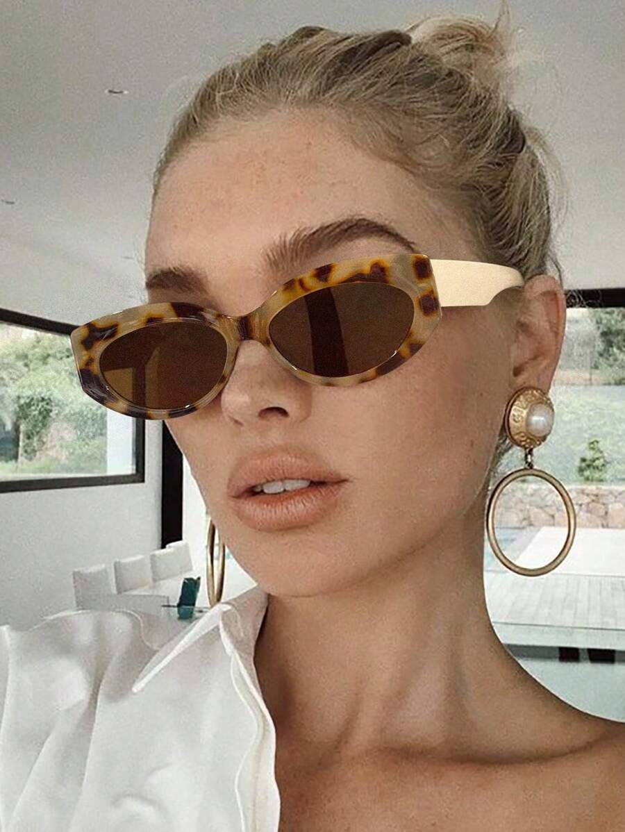 一副欧美时尚经典休闲椭圆形小框眼镜，优雅时尚，适合女性全年佩戴 - 包豆花米白腳茶片 - 查看 1