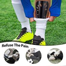 1 双轻质透气足球护腿板，成人男女小腿保护腿垫足球护腿板装备