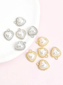 10 件简约优雅人造珍珠镶嵌心形吊坠优雅迷人的锁骨链颈链项链手链耳环服装装饰 DIY 心形合金吊坠 - 适合日常佩戴和送礼，适合周年纪念、生日或情人节